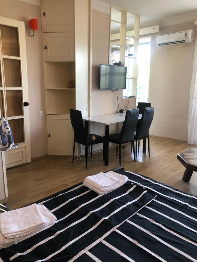Cozy Apartment With Balcony Tbilisi Eksteriør billede